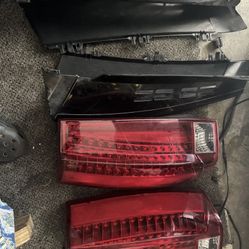 Oem Escalade Tail Lights