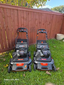 Echo 30 in mower Like New $1100 each one Price FIRM// SEMINUEVA PRECIO FIRME Cada Una $1100 precio FIRME