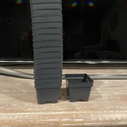 Plastic Pots 