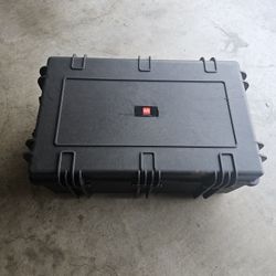 Weather Proof Hardcase With Wheels 30x19x9