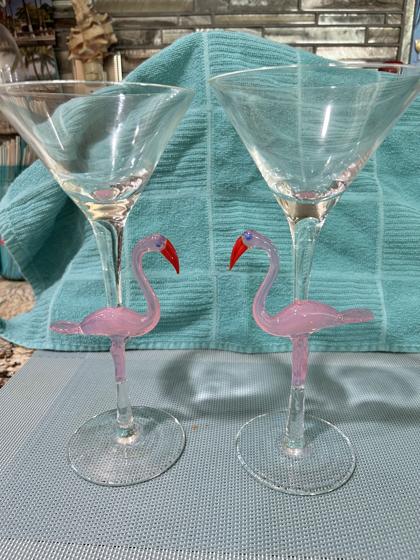 Two Cute Flamingo ๐ธ Martini Glasses
