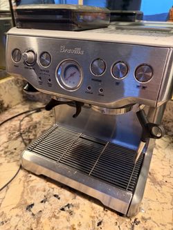 Breville Barista Express Espresso Machine
