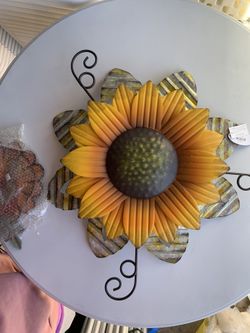SUNFLOWER WALL DECORATION