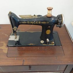 Black Singer Sewing Machine Antique Display Only
