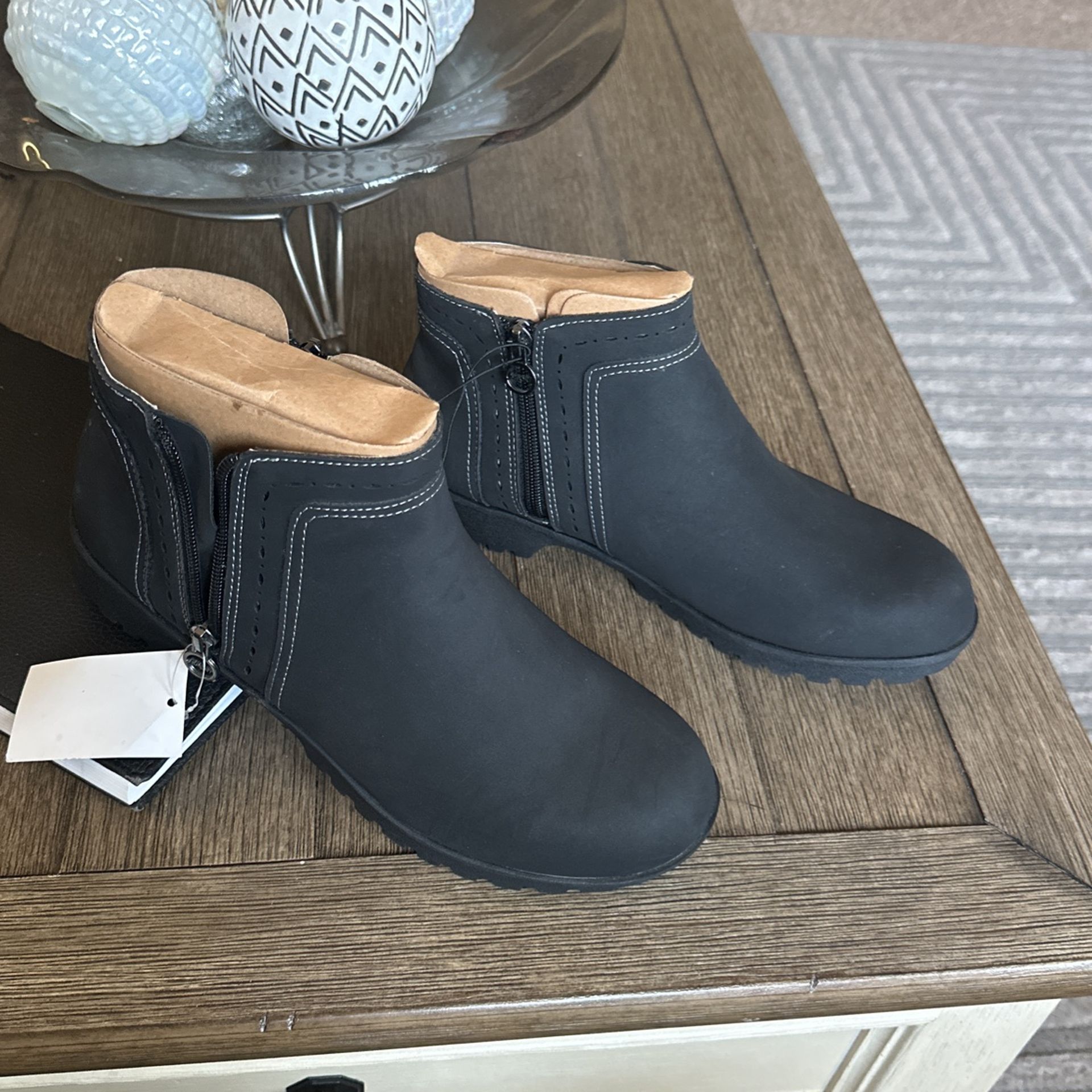 black booties