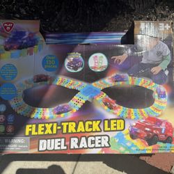 Racer Track With 2 Cars