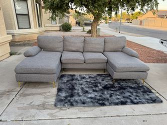 Sectional couch