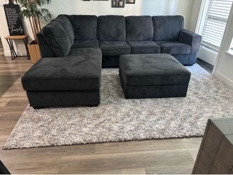 L shape Gray coach