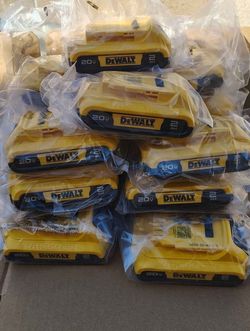 DeWalt 20V 2Ah Lithium-Ion Battery $35.. each one.... brand new... pickup only...
