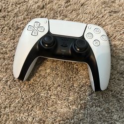 PS5 Controller - Fully working (Like new)