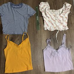 Bundle 4 Tops For $ 12
