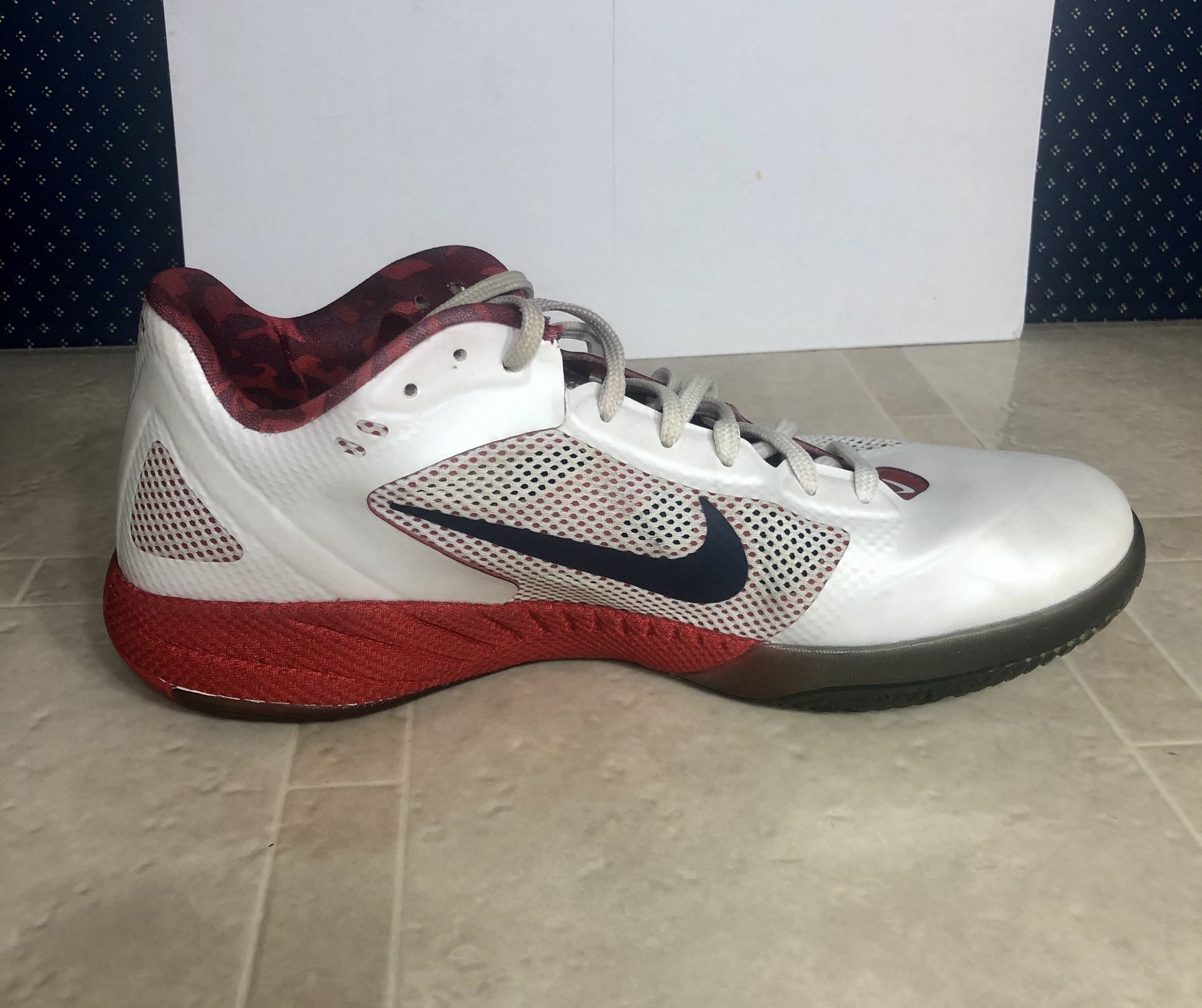 Nike hyperfuse low Deron Williams PE sz 11 for Sale in IN - OfferUp