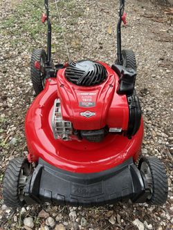 TROY-BILT Lawnmower