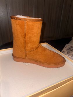Soda Kuron Boots.