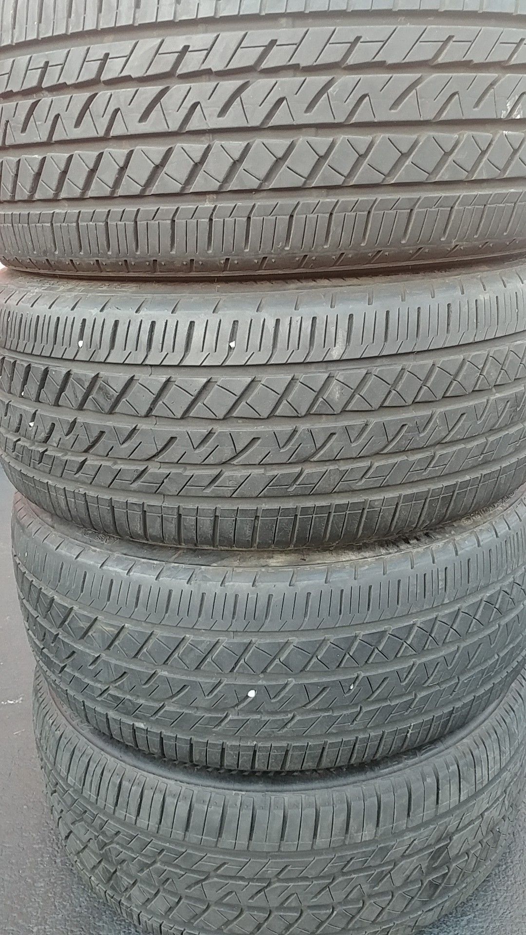 225 45 17 set of 4 used Bridgestone drive guard