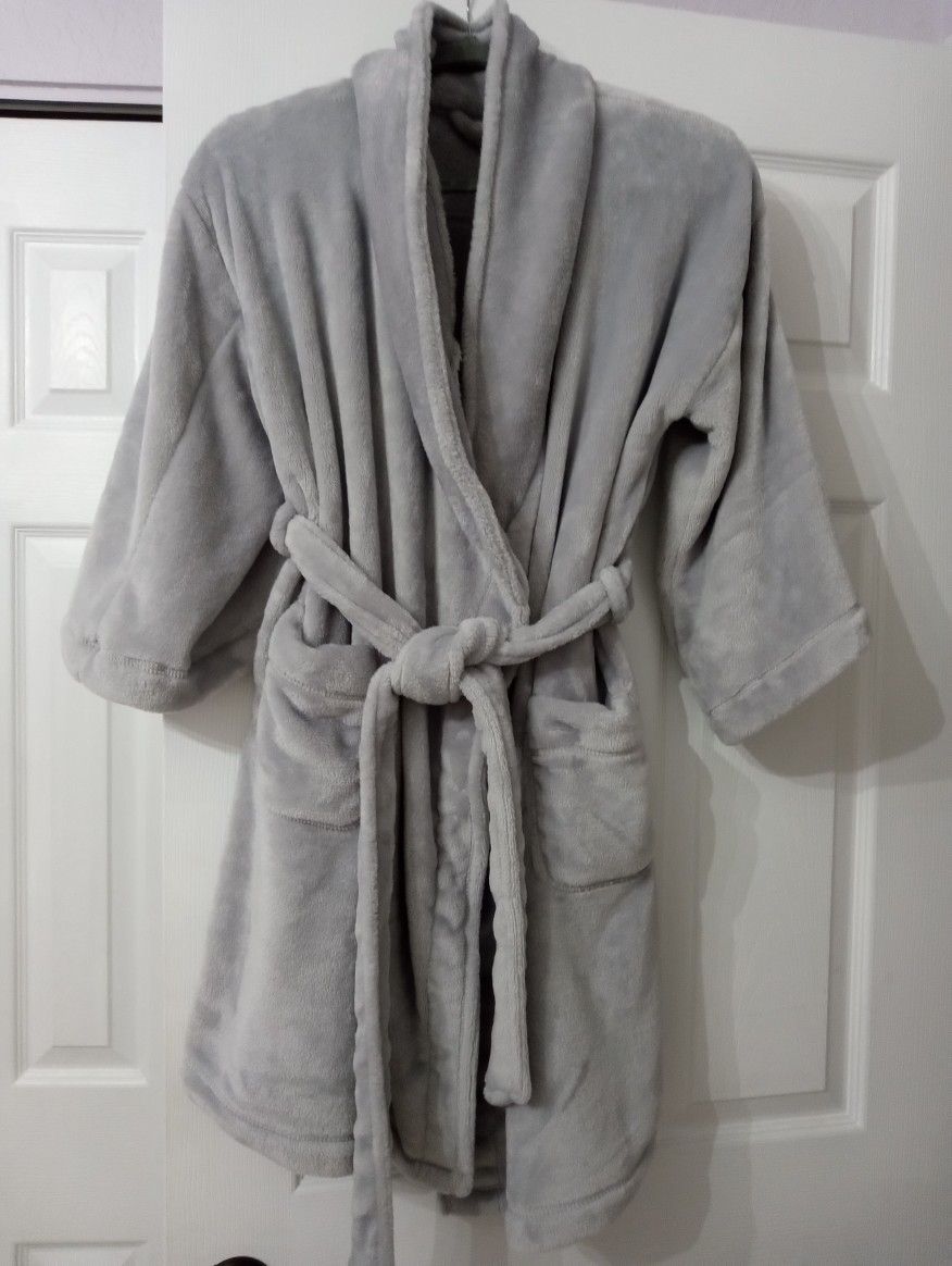 Stars Above Plush Robe Size XS/S Gray