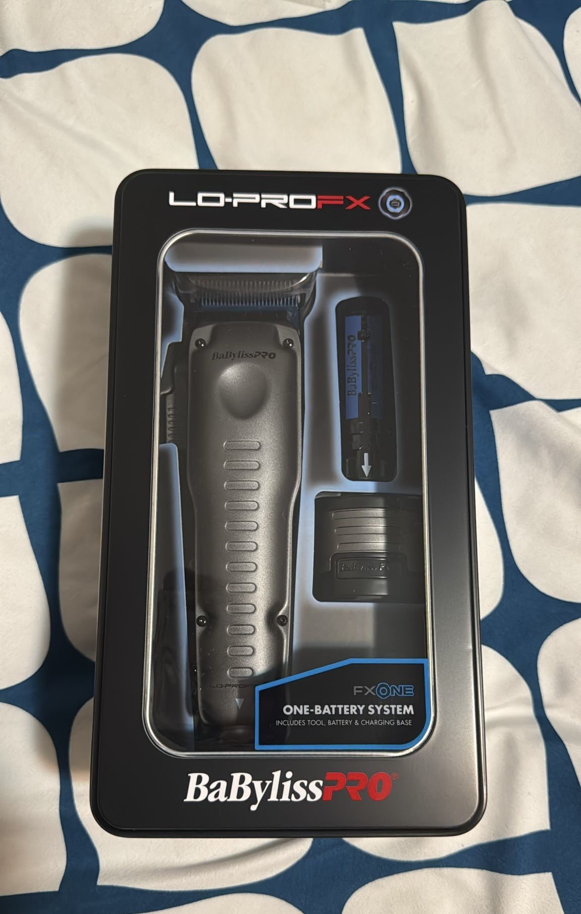 BaBylissPRO Lo-Pro FX hair clipper.