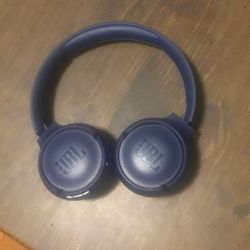 JBL Bluetooth Headphones 