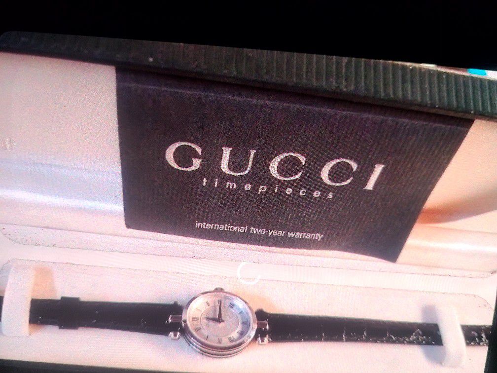 Gucci Womens Timepiece 