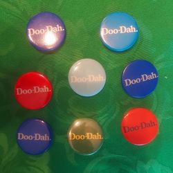 8 Longacres horsetrack pins assorted