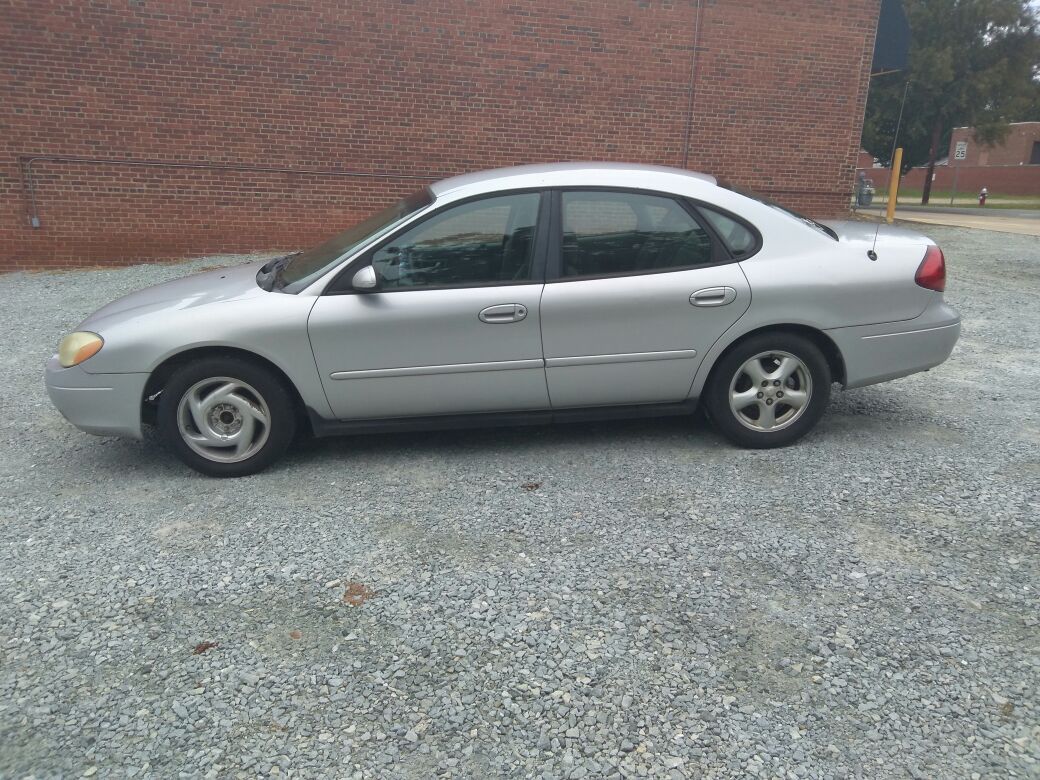 2002 ford tarus