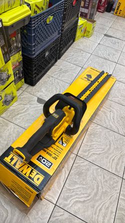 Dewalt 20v 22 inch hedger