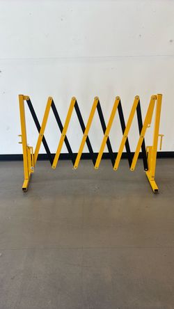 Expandable Metal Safety Barrier Fence