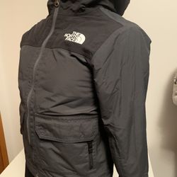 The North Face Toddlers Ski Jacket . Size(6)