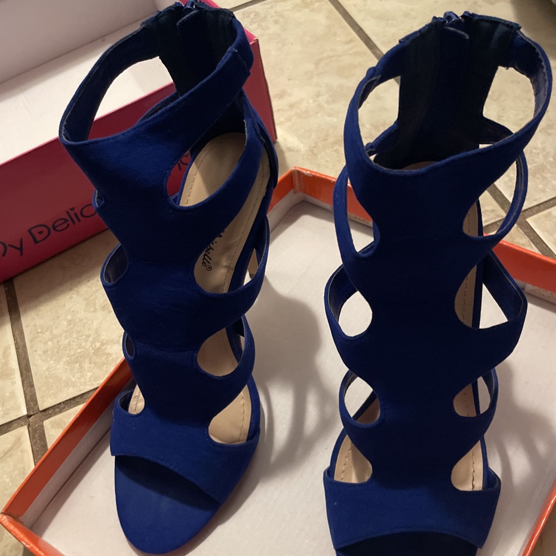 Women’s High Heels Size 7 Royal Blue