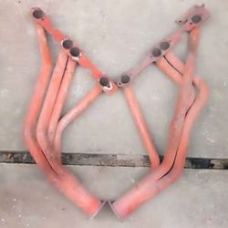 Pair of headers