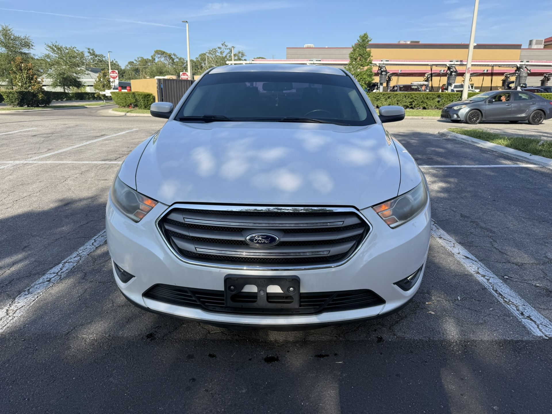 2014 Ford Taurus