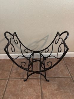 Fireplace Log Holder Foldable Black Wrought Iron  18”H 22”W 13”D Great condition