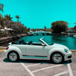 2013 Volkswagen Beetle Convertible White 