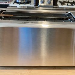 STAINLESS STEEL TOASTER