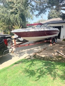 Sea Ray 220 signature