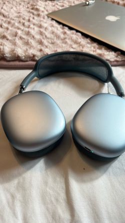 Band new AirPod pro maxes purchased from Apple