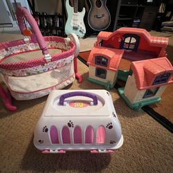 Doll House, bassinet & Puppy Carrier