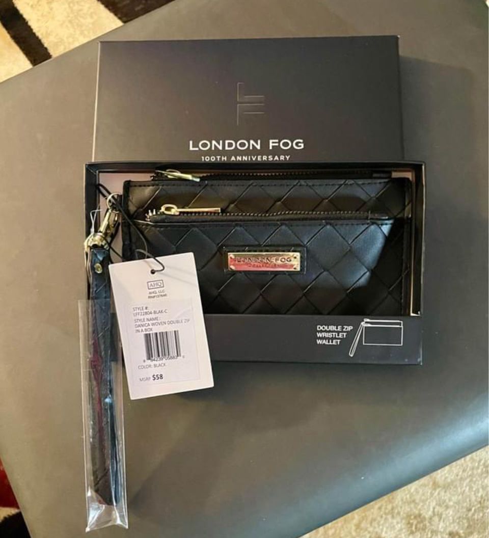 London Fog Wristlet Wallet - NEW