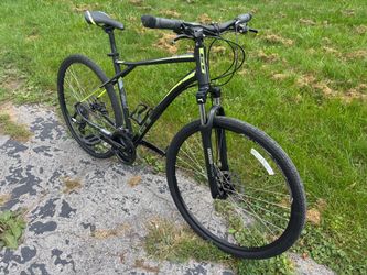 GT Talera Hybrid Bike Large