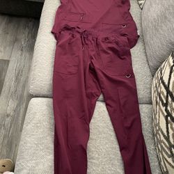 WOMENS SCRUBS-MEDIUM