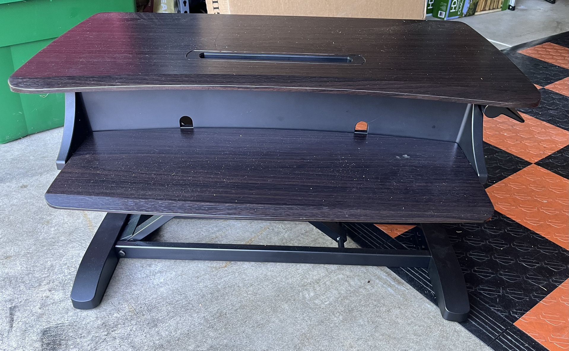 Varidesk standing Desk Topper