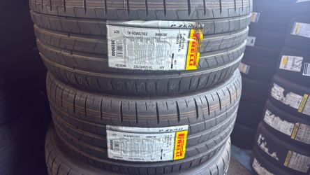 235/35/20 Pirelli tires 🛞 $380 each tire 🛞