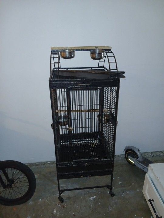 Large Bird Cage