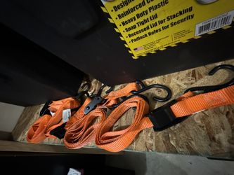 4 Tie Down Straps