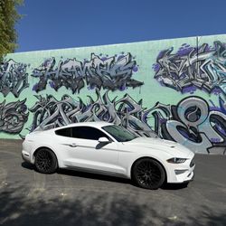2018 Ford Mustang