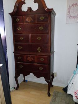 Oak wooded dresser