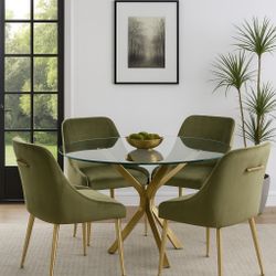 OLIVE GREEN dining table 💚💚💚