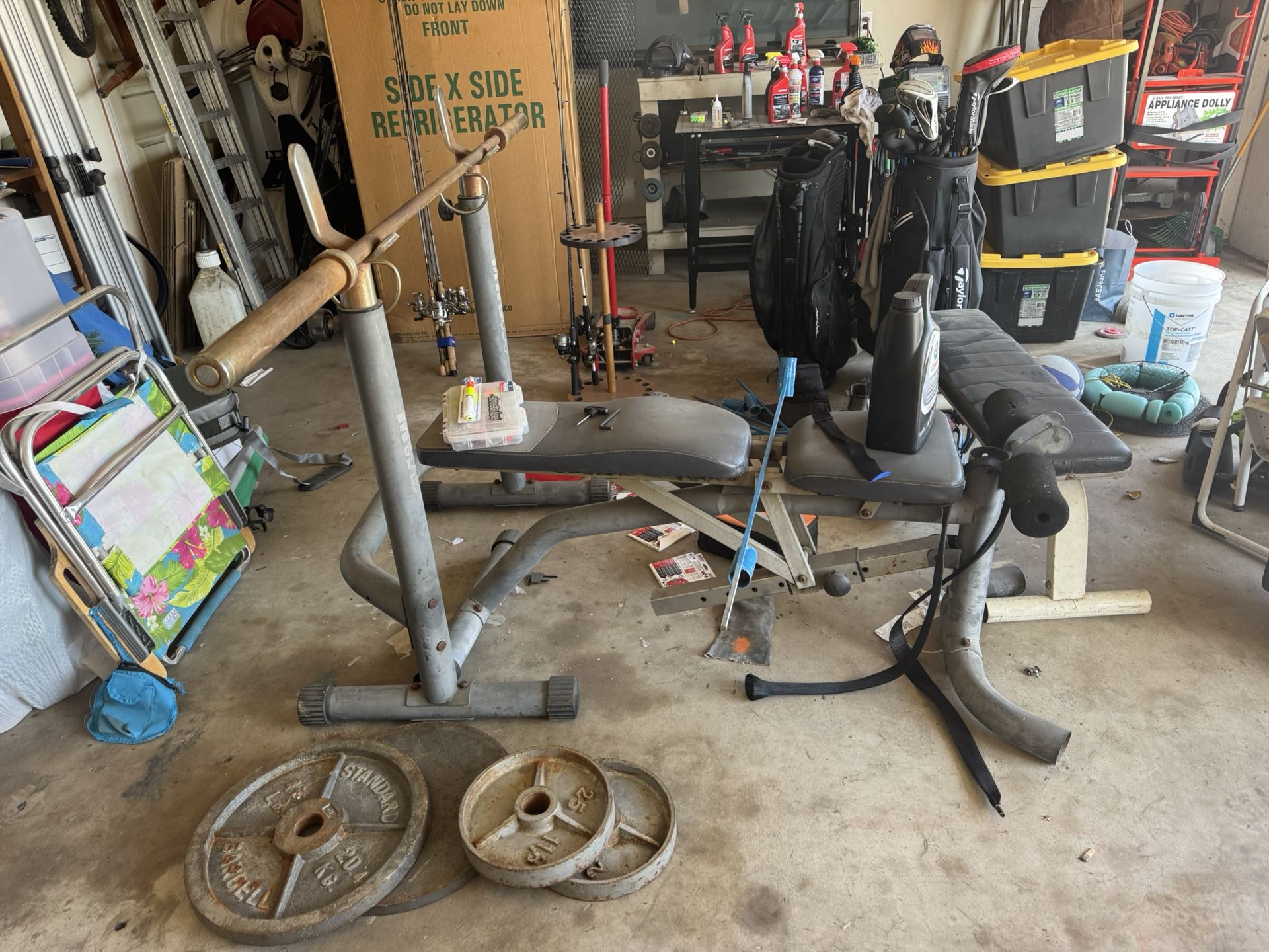 Weight bench with weights also comes With Other Benches
