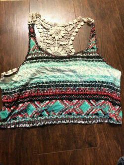 Crop top
