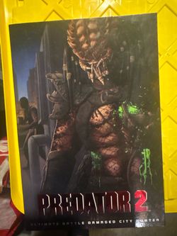 Neca Battle Damaged City Hunter Predator 2
